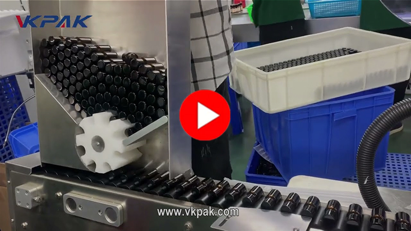 Automatische horizontale etiketteermachine voor flessen met essentiële oliën