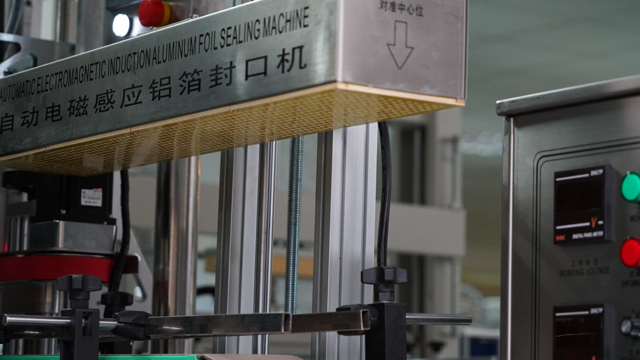 inductie seal machines.jpg