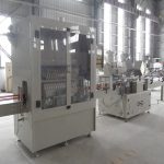 Automatische hoekhals flessenvul- en afsluitlijn voor corrosieve vloeistoffen