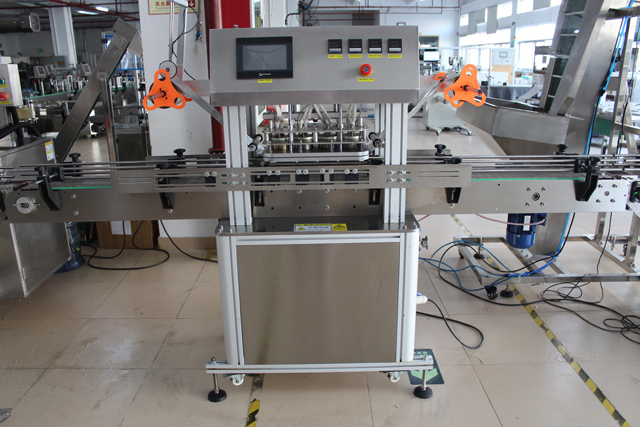 Glazen potten sluitmachine (3).JPG