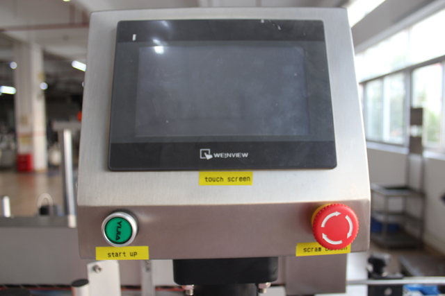 dubbelzijdige etiketteermachine (1).JPG