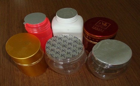 plastic bottles samples after being sealed inductie.jpg