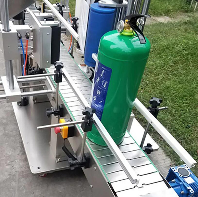 etiketteermachine cilinder.jpg