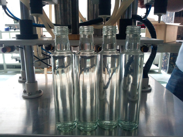 perfume bottles for overflow filling vulling parfum.jpg