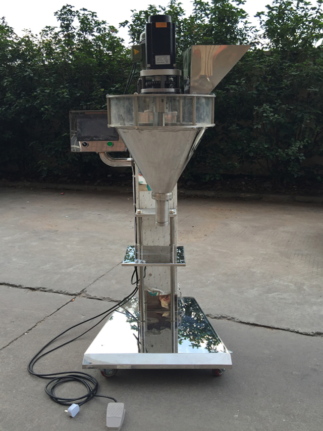 main body of auger filling machine boorvuller meelfabriek.jpg