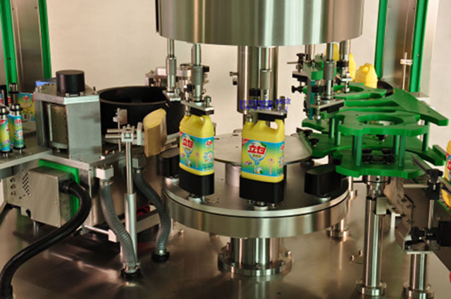 smeltlijm etiketteermachine.jpg