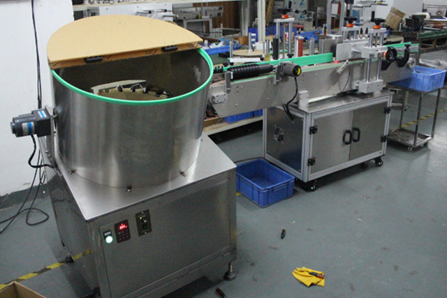 flessen ontwarren voeden (3).jpg