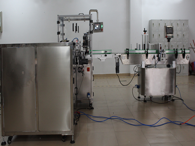 Flessen die geschikt zijn voor E-liquidlijn.jpg