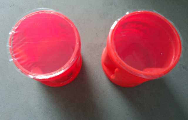 jars sealing samples for our UAE customer potten verzegelen monsters.jpg