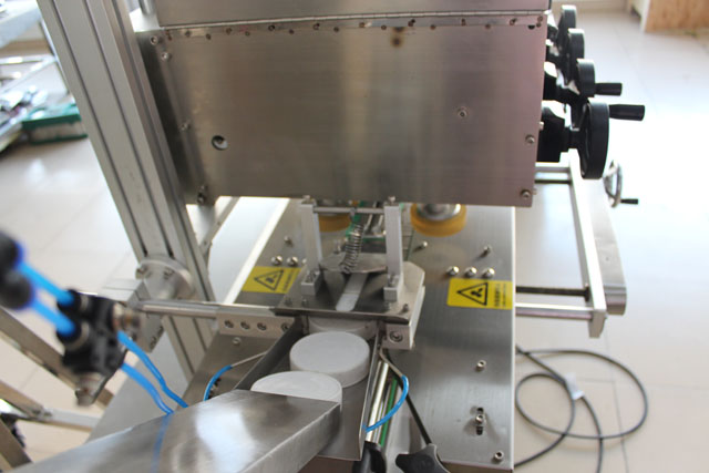 sluitmachine met heffen (1).JPG