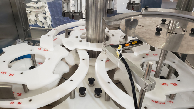 schroefdop apparatuur.jpg