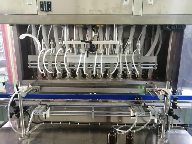 12-kops vulmachine met mengverwarmer (4).jpg