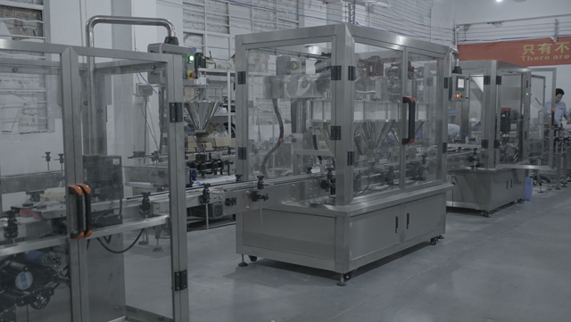 Losse poeder afvullijn fabriek acceptatie.JPG