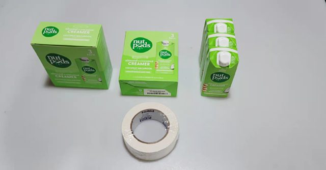 etiketten en dozen samples.jpg