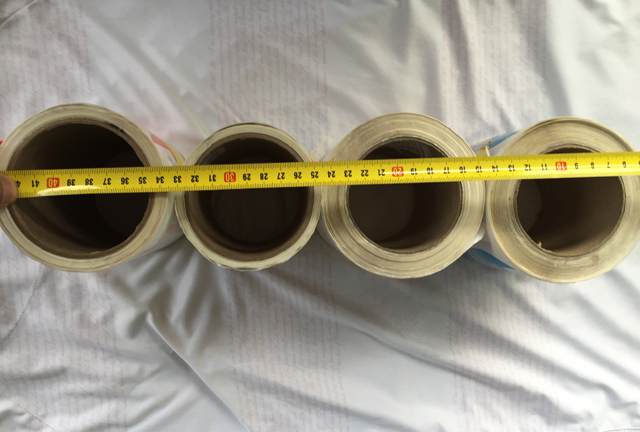 Rollen etiketten voor etikettering.jpg