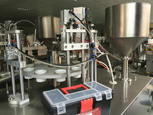 buizenvuller sealer op een rij.jpg