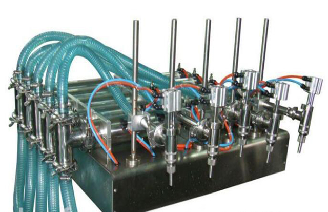 4 hoofden filler.jpg