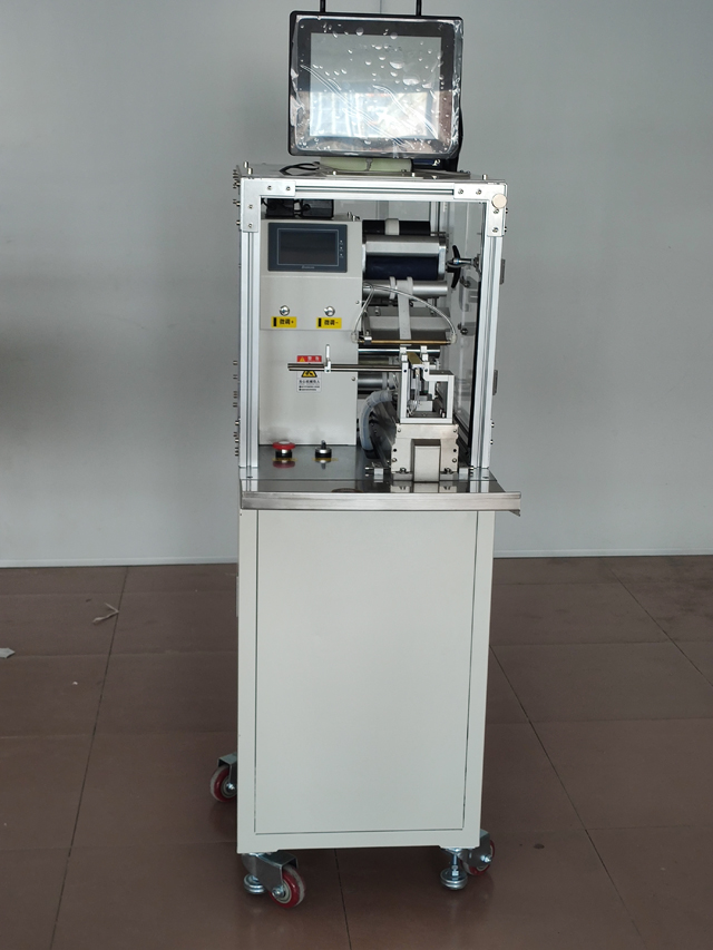 VKPAK LABELING draad met printer QR.jpg