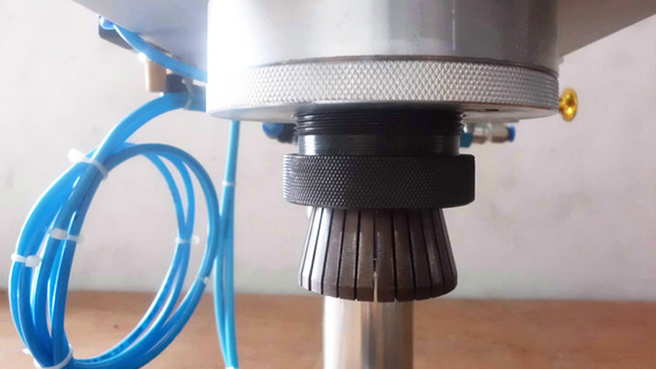 crimping head from pneumatic capping machines krimpkoppen.jpg