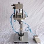 Semi-automatische pneumatische desktop-parfumglasflessenpersmachine