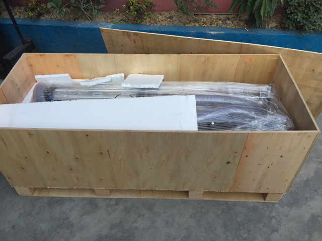 PLY wooden case packing for filling machine vulmachines in houten kist.jpg