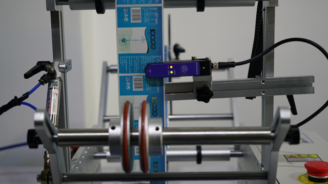 Sensorsysteem voor het detecteren van etiketten semi-automatisch.jpg