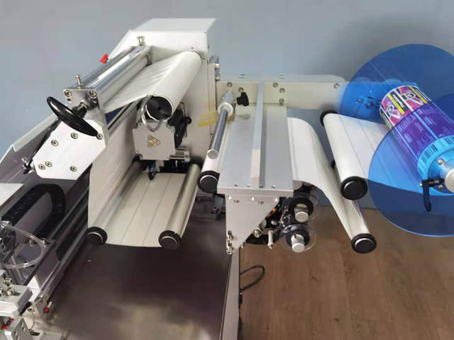 machine etikettering worst (3).jpg