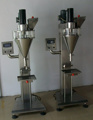 two sets of powder filling machine ready to export twee op een rij voor vulmachines.jpg