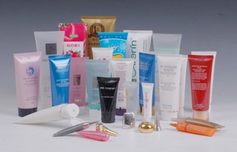 various tubes suitable for the filling sealing machines Machine voor het vullen en sluiten van plastic buizen.jpg